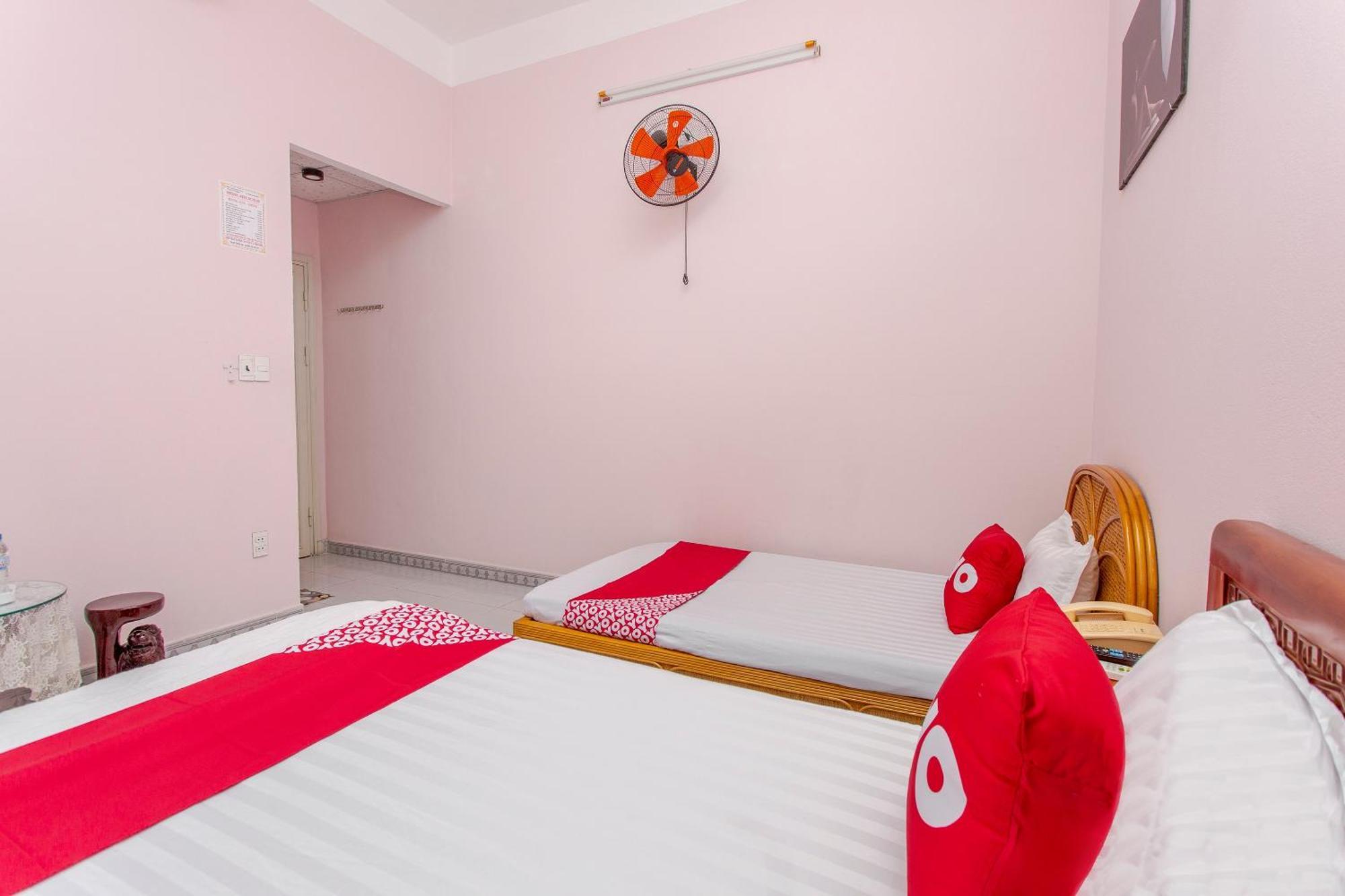 Oyo 962 Tulip Motel Дананг Экстерьер фото